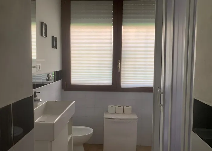 Cozy Piramide Δωμάτια σε οικογενειακή κατοικία